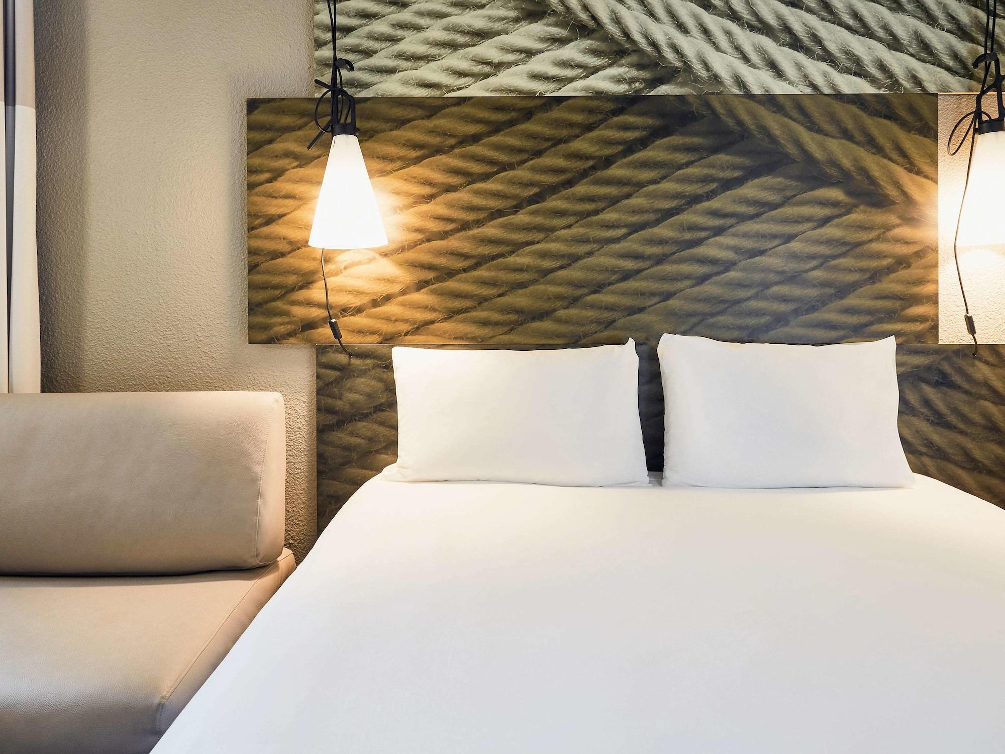 Ibis Toulon La Seyne Sur Mer Exterior photo